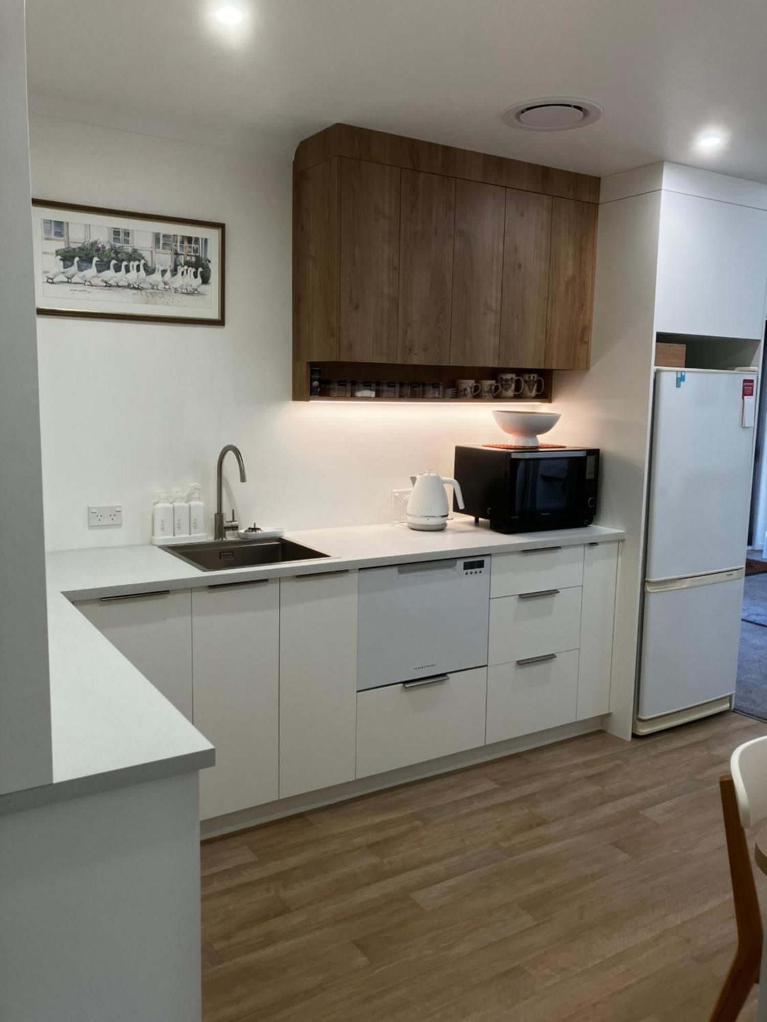 Close, Convenient & Comfortable Cambridge Exterior photo